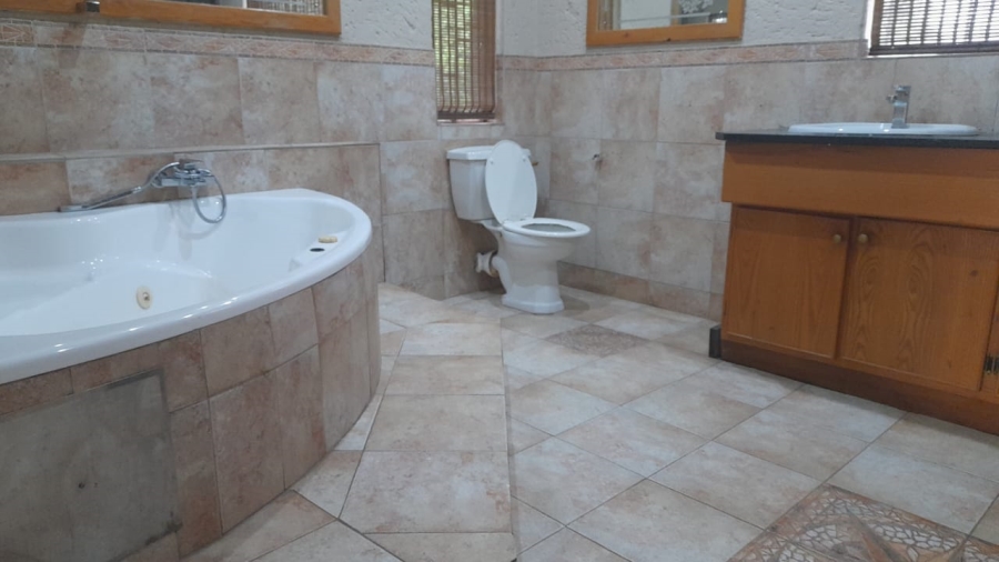 To Let 4 Bedroom Property for Rent in Irene Park North West